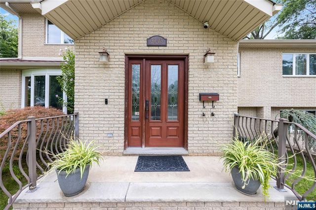 39-03 Garvey Place, Fair Lawn, NJ 07410
