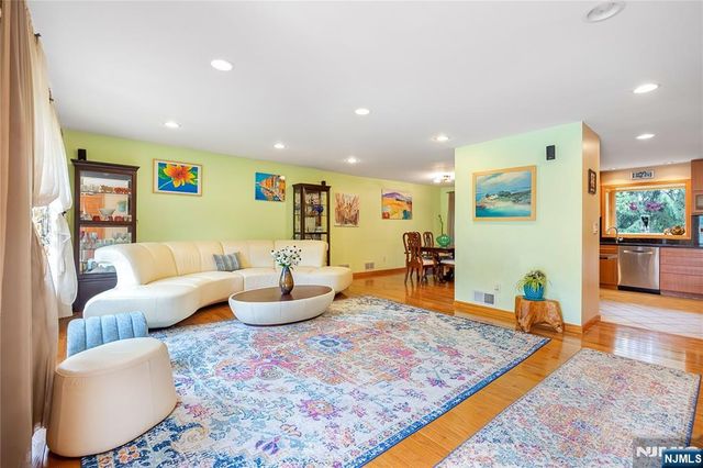 39-03 Garvey Place, Fair Lawn, NJ 07410