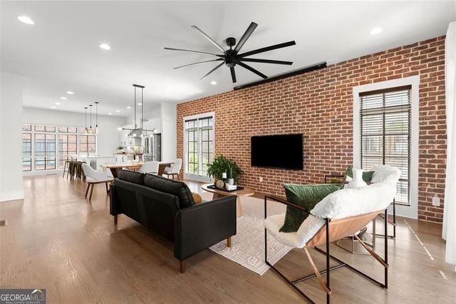 1910 Bay Line Lane, Atlanta, GA 30318