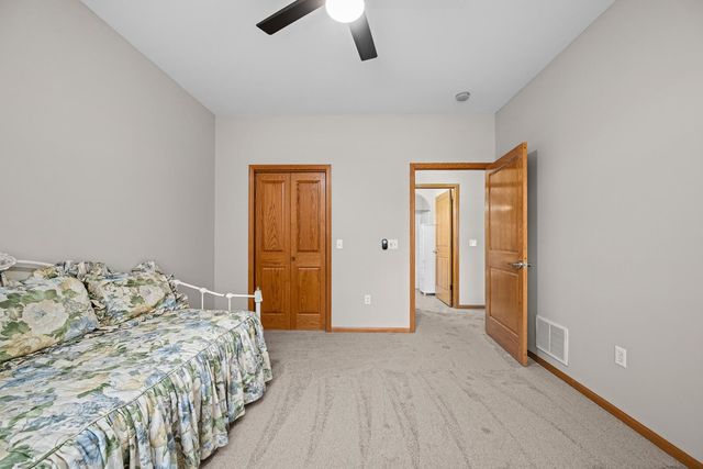 1005 2nd St Court, Moline, IL 61265