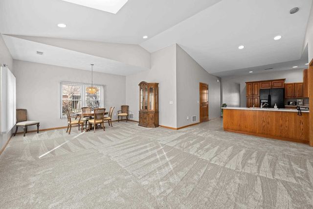 1005 2nd St Court, Moline, IL 61265