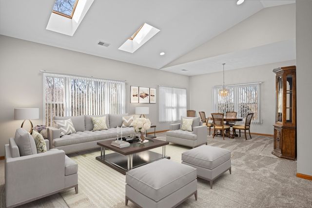 1005 2nd St Court, Moline, IL 61265