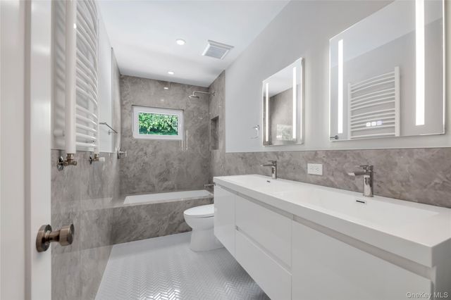 27 Meadowfield Lane, Glen Cove, NY 11542