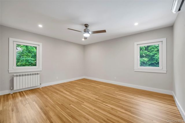 27 Meadowfield Lane, Glen Cove, NY 11542