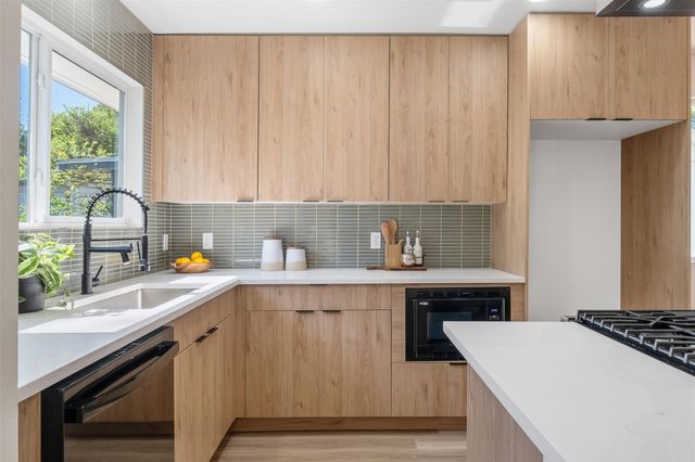 6201 Waycross DR, Austin, TX 78745