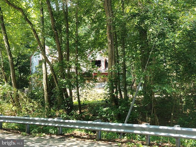 5 HIGGINS AVE, Clementon, NJ 08021