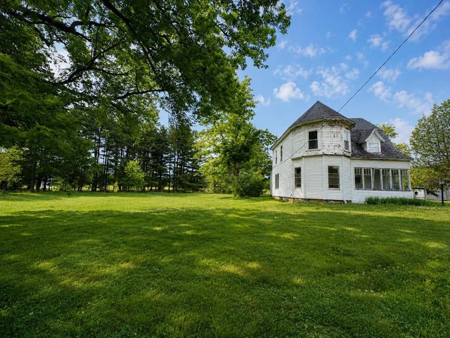 52 Dewey Street, Richford, VT 05476