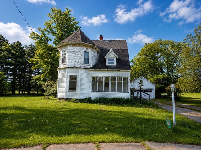 52 Dewey Street, Richford, VT 05476