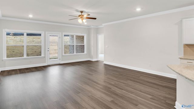 346 Jackson Point Circle, Huntsville, AL 35811