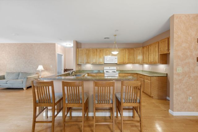 631 East Street B201, Mansfield, MA 02048