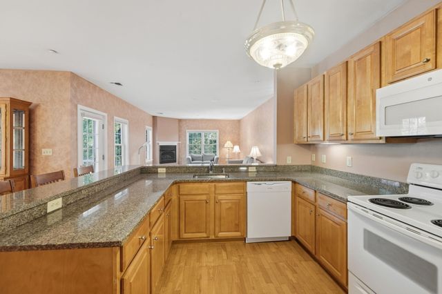631 East Street B201, Mansfield, MA 02048