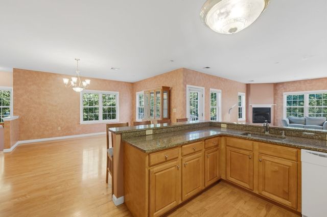 631 East Street B201, Mansfield, MA 02048