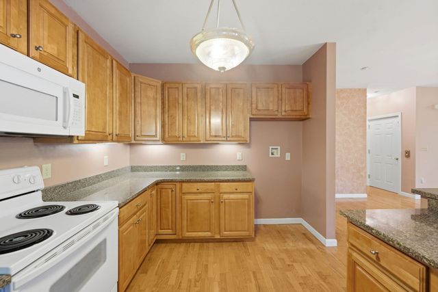 631 East Street B201, Mansfield, MA 02048