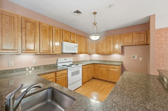 631 East Street B201, Mansfield, MA 02048