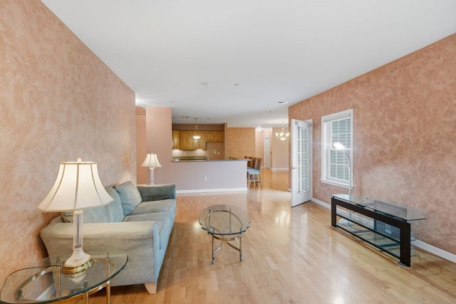 631 East Street B201, Mansfield, MA 02048