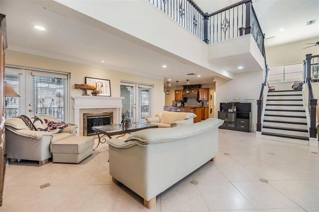 116 9TH STREET E, Tierra Verde, FL 33715
