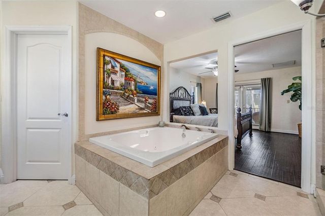116 9TH STREET E, Tierra Verde, FL 33715