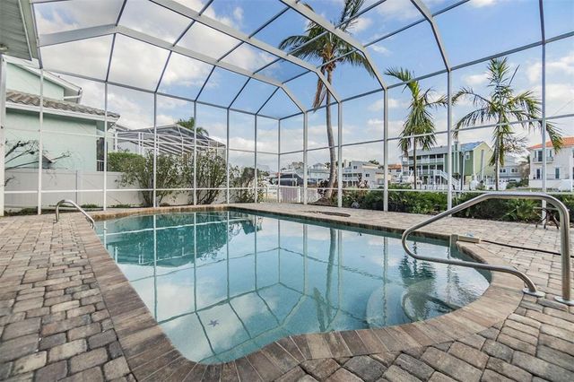 116 9TH STREET E, Tierra Verde, FL 33715