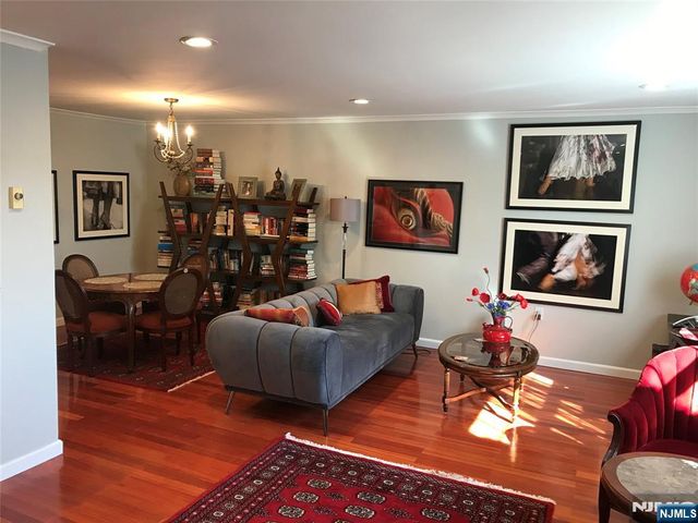 38 Maple Street 38, Teaneck, NJ 07666