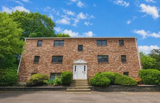 8 Jackson St C1, Quincy, MA 02169