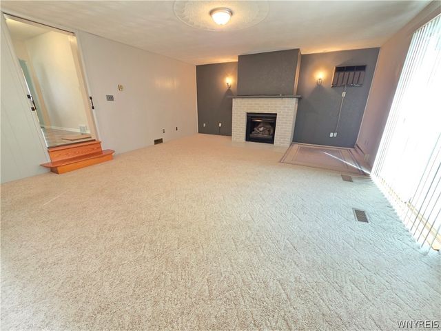 205 67th Street, Niagara Falls, NY 14304