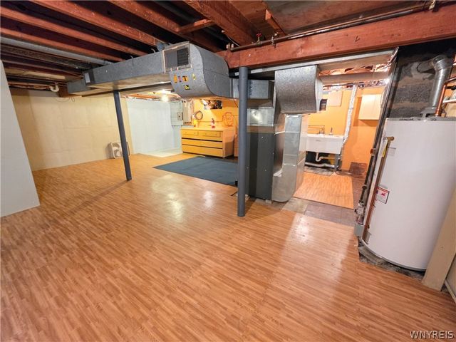205 67th Street, Niagara Falls, NY 14304
