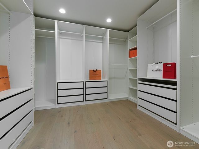 10019 SE 226th Place, Kent, WA 98031