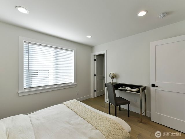 10019 SE 226th Place, Kent, WA 98031