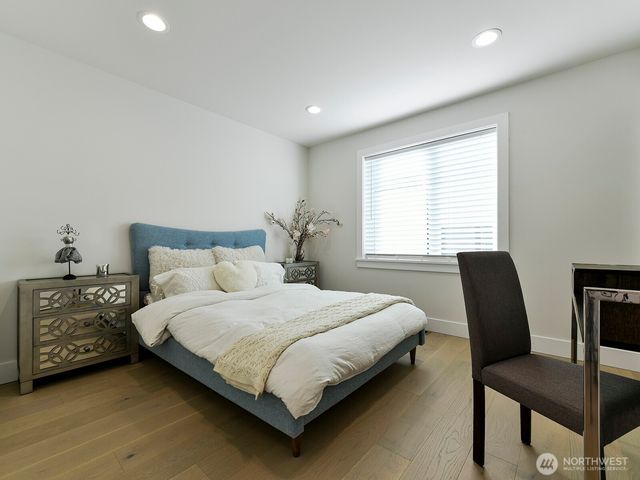 10019 SE 226th Place, Kent, WA 98031