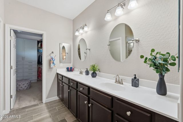 8607 E DESERT Lane, Mesa, AZ 85209