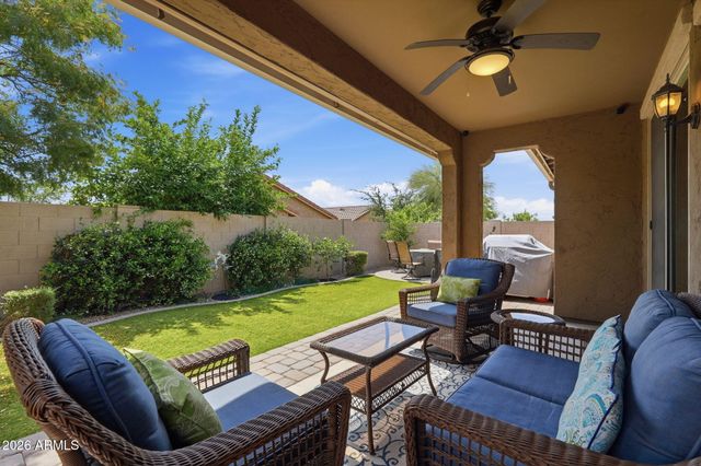 8607 E DESERT Lane, Mesa, AZ 85209