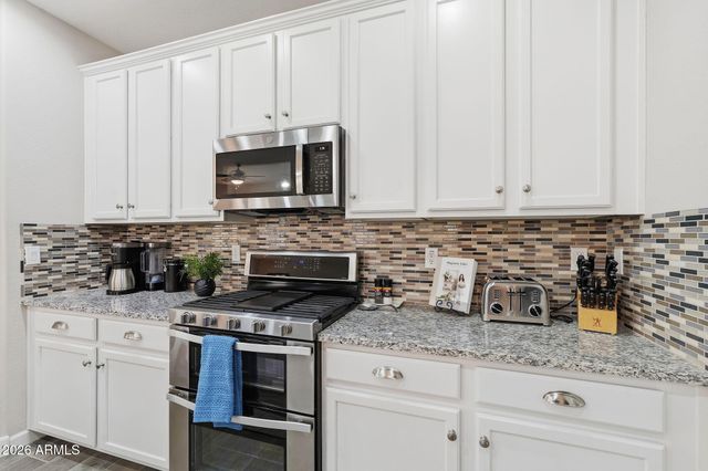 8607 E DESERT Lane, Mesa, AZ 85209