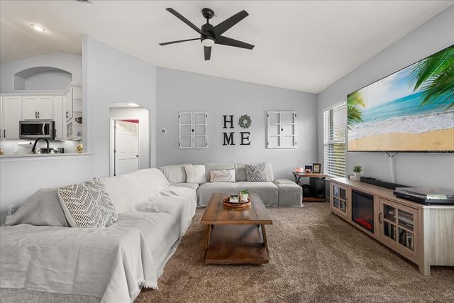 823 PRINCETON DRIVE, Clermont, FL 34711