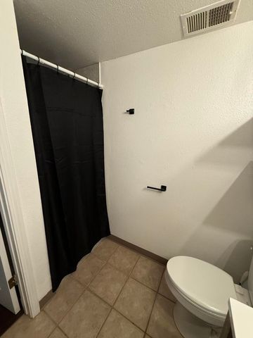 341 N Capitola Court 3, Porterville, CA 93257