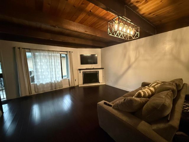 341 N Capitola Court 3, Porterville, CA 93257