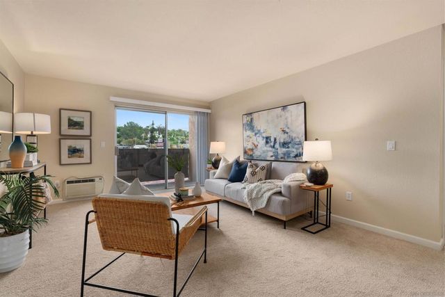 6955 ALVARADO RD 70, San Diego, CA 92120