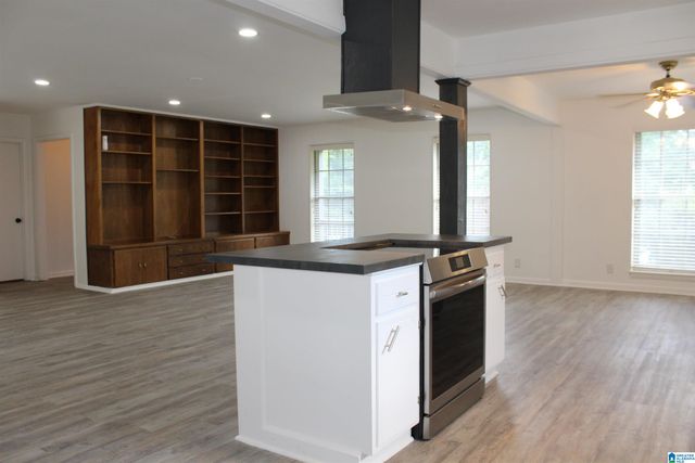440 DANIEL DRIVE NE, Center Point, AL 35215