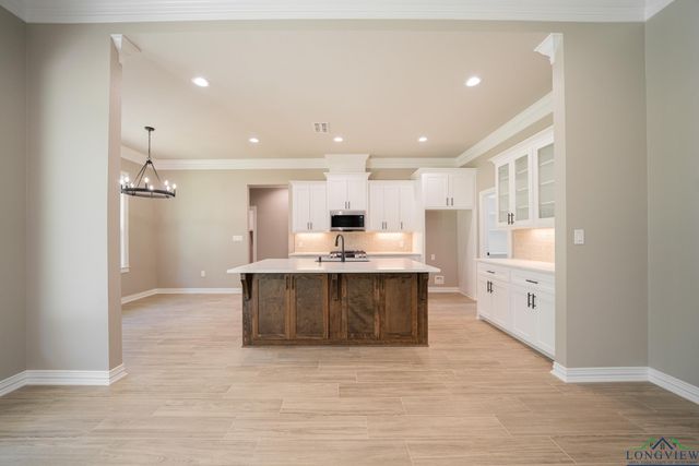 141 Indian Rock Drive, Gilmer, TX 75645