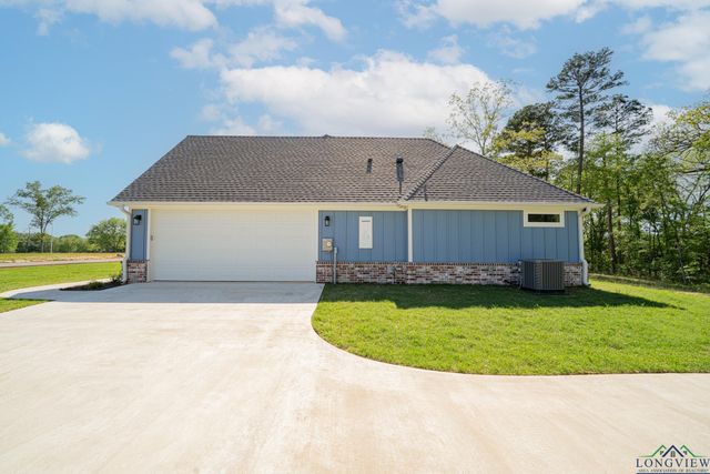 141 Indian Rock Drive, Gilmer, TX 75645