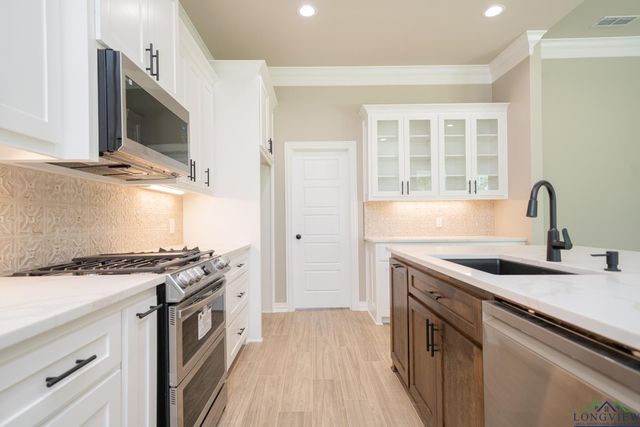 141 Indian Rock Drive, Gilmer, TX 75645