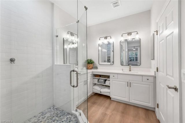 4843 Hampshire Ct Apt 103, Naples, FL 34112