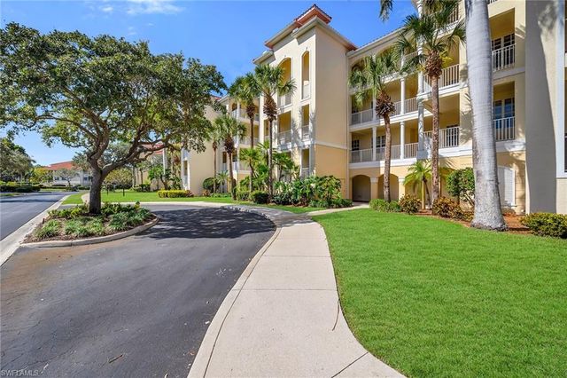 4843 Hampshire Ct Apt 103, Naples, FL 34112