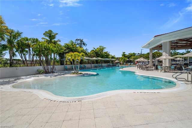 4843 Hampshire Ct Apt 103, Naples, FL 34112