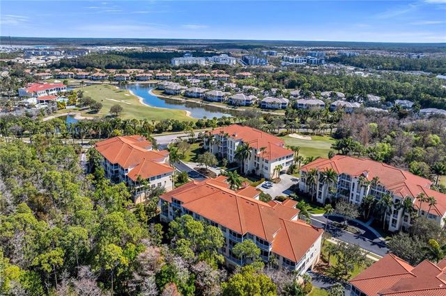 4843 Hampshire Ct Apt 103, Naples, FL 34112