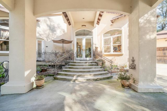 581 Cold Springs Rd, Placerville, CA 95667