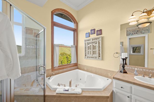 581 Cold Springs Rd, Placerville, CA 95667