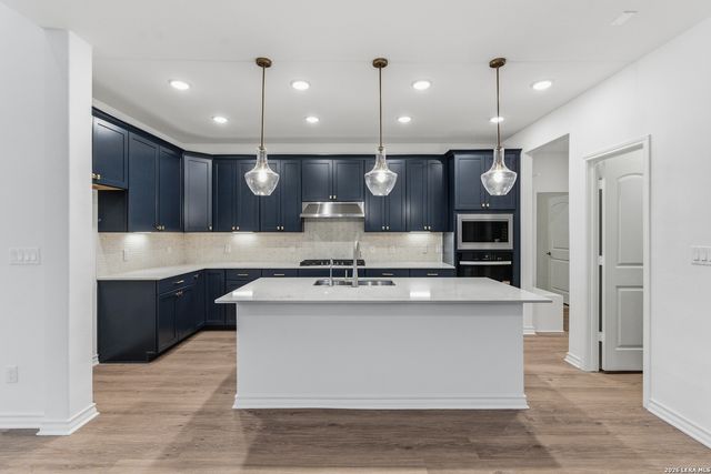 220 WILD CREEK RD, Seguin, TX 78155