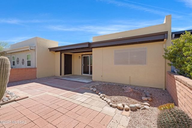 6 W Calle Del Chancero, Green Valley, AZ 85614