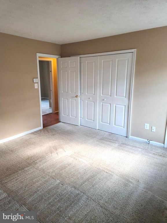 Image 16 of property listing at 12608 HILLMEADE STATION DR, Bowie, MD 20720