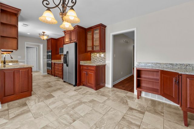 245 WINDY RIDGE CV, Collierville, TN 38017